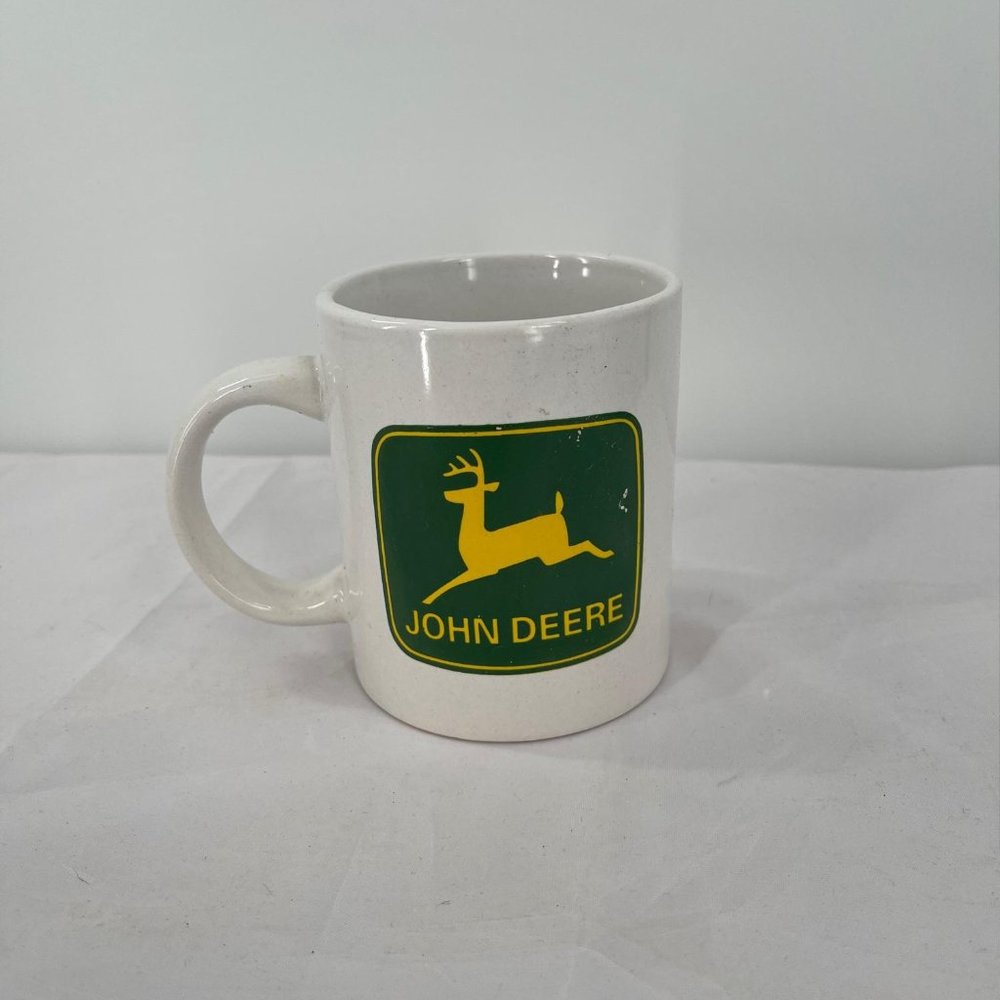 JOHN DEERE 12‎ OZ WHITE COFFEE MUG